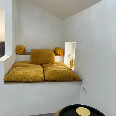 Vanadium House * Tolmin